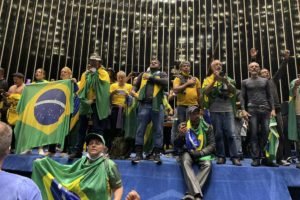 Parlamento Europeu aprova resolução que condena atos em Brasília