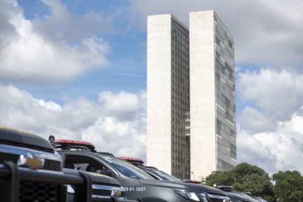 policia da forca nacional faz a seguranca de órgãos públicos congresso nacional em brasilia - Metrópoles