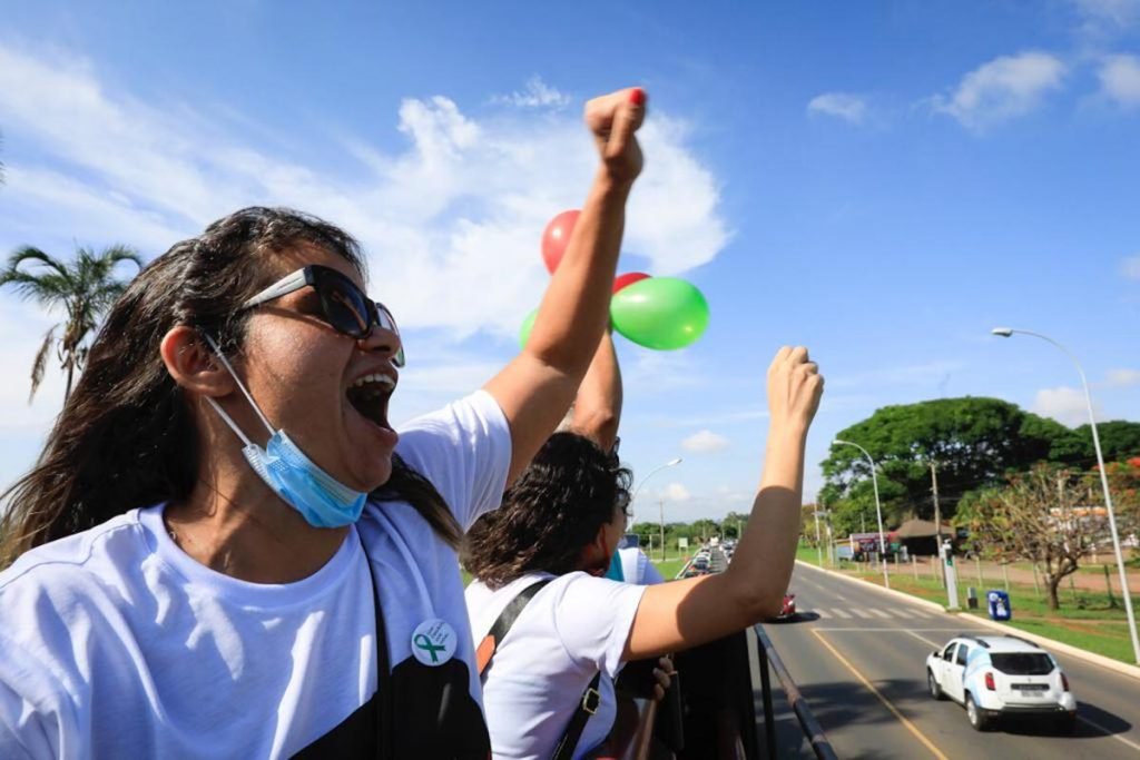 Carreata em prol a normalização do atendimento aos transplantados do ICDF - Instituto de Cardiologia do Distrito Federal