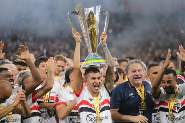 Supercopa Rei: título torna São Paulo maior campeão em copas no Brasil